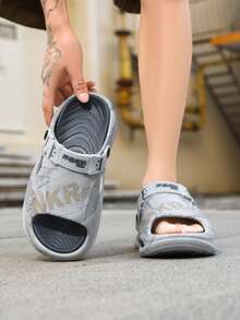 Men's New All-Season Retro Graffiti Print Hollow Breathable Cut-Out Design Casual Open-Toe Walking Sandals Suitable For Beach Sand City Daily Commute Gym Pool Adjustable Buckle Strap Slide Slippers - Light Grey - View 6
