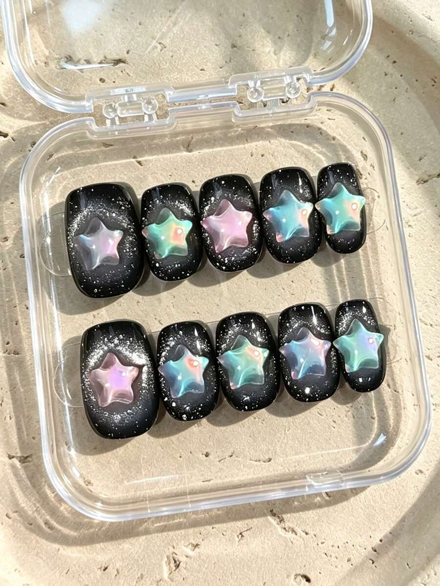 10 pièces Faux ongles carrés courts faits main, style Y2K doux et cool, base pailletée noire, décoration d'étoiles 3D iridescentes pour femmes et filles, utilisation pour les festivals, fêtes et la vie quotidienne au printemps, été, automne et hiver - Noir - Voir 1
