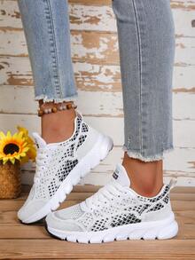 Women's Sports Shoes Fabric Front Lace-Up Striped Decor Mesh Breathable Soft Sole Athletic Shoes Suitable For Daily Commute And Casual Wear - White Black - View 2