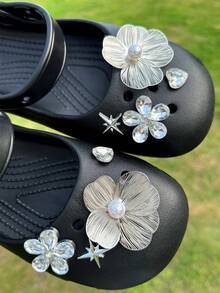 8pcs Pearl Flower Shoe Charms DIY Detachable Shoe Decorations ABS Rhinestone Shoe Accessories Suitable For Wooden Clogs Women Sandals Slippers Beach Shoes, Holiday Gift - Silver - View 1