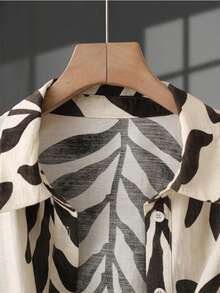 Plus Size Women's Casual Leaf Print Tie-Front Shirt, Limited Stock - Multicolor - View 4