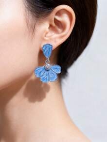1 Pair Of Fashionable Personalities Exquisite And Sweet Flower Earrings Suitable For Women's Daily Commuting ﻿ ﻿ - Gold - View 3