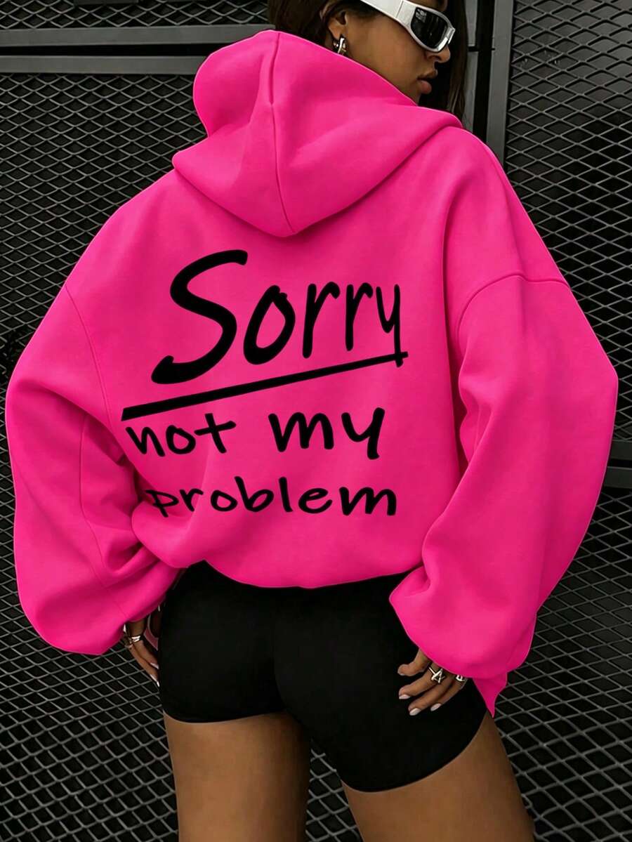 大尺碼早秋新款女款休閒時尚運動衫「Sorry, Not My Problem」字母背印口袋薄款抽繩運動上衣 - 玫紅色 - 查看 1