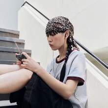 1件春夏豹紋頭巾，中性多功能方巾，時尚髮飾，適合街頭風與日常穿搭 - 豹紋 - 查看 2