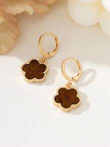 1 Pair Metal Fashion Lucky Sweet Brown Five-Leaf Clover Pendant Earrings Ear Clips - Brown - View 3