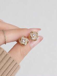 18K Gold Plated High-End Fashion 925 Sterling Silver Unique Floral Zirconia Inlaid Hollow Stud Earrings For Women Daily Wear - Floral Earrings - View 4