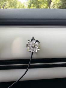 1PC Faux Crystal Bead Car Dashboard Data Cable Organizer Magnetic Cable Management Clip (Charging Cable Not Included) - Multicolor - View 15