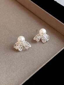 1 Pair Cute Lace Bow Faux Pearl Stud Earrings, Suitable For Women's Daily Wear Or Date Occasions - Silver - View 1