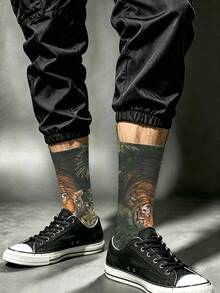 1 Pair Vintage Forest Jungle Tiger & Green Plant Illustration All-Over Print Mid-Calf Socks, Unisex Couple Socks For Travel, Black Reinforced Wear-Resistant Toe, Breathable Skin-Friendly High Elastic, Suitable For Denim Shorts, Cargo Pants, Dress Pants, Loafers, Slippers, Casual Commute Campus Student Socks, Beach Vacation Outfit, Outdoor Outing, Summer Party Gift, Random Print Position - Multicolor - View 7