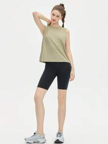 Leorrey 1 buah Atasan Tank Top Olahraga Wanita Model Pendek Leher Bulat Tanpa Lengan dengan Detail Kerut di Bagian Bawah, Longgar, Lembut, dan Nyaman - Hijau - View 8