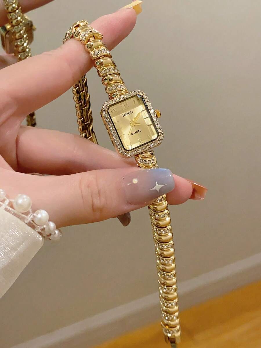 1件金色方形手鍊石英女錶,精緻小巧時尚,適合日常佩戴,生日/畢業禮物,休閒風格 - 金色 - 查看 1