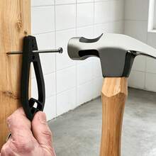 4 piezas Soporte de antideslizante para clavos, herramienta portátil de fijación de clavos en 4 colores, pinzas manuales de plástico multifunción con protector de dedos, herramienta práctica para carpintería en el hogar, reparación diaria, bricolaje en casa - A - Ver 10