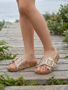 1 Pair Fashionable New Girls' Champagne Gold Glitter Single Strap Soft Sole Sandals, Adjustable Metal Buckle Slides, Summer Non-Slip Soft Sole Princess Slippers, Suitable For 3-16 Years Old Medium To Large Children Birthday Party, Beach Vacation, Beach Play, Versatile Outdoor Wear Sweet Style Casual Beach Shoes - Gold - View 7