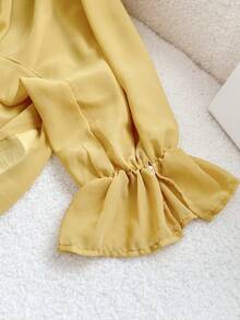 FGGG Women's Spring/Summer Light Yellow Deep V-Neck Lace Patchwork Lantern Sleeve Romantic Casual Commute Vacation Date Chiffon Cover Up - Yellow - View 11