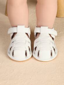 1雙嬰幼兒男童純色包頭平底防踢走路涼鞋，適合夏季 - 白色 - 查看 1