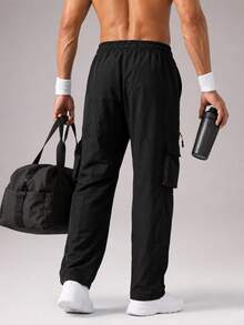 CZRLHYT Men's Multi-Pocket Cargo Pants, Casual Straight-Leg Utilitarian American Style, Ideal For Outdoor Wear - Black - View 4