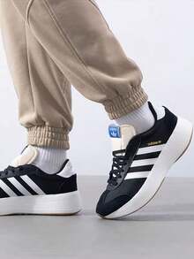 Adidas Originals CITY RNR Suede RNR Comfort Versatile Low-Top Lifestyle Shoes Unisex Black - Black and White - View 1