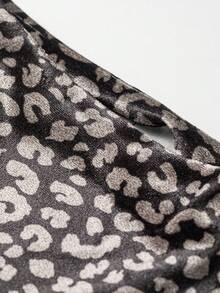 Acelitt Kaos Rajut Lengan Panjang Motif Leopard Wanita, Kerah Bulat, Potongan Reguler, Cocok untuk Liburan Musim Semi dan Gugur - MultiWarna - View 6