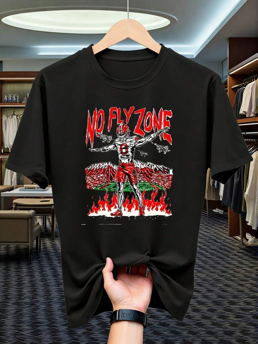 Camiseta de fútbol para hombre con diseño de zona de no-penalti - Camiseta deportiva de tela gruesa con diseño audaz de jugador y estampado de llamas dinámicas, negra con llamas rojas/blanca - Negro - Ver 1