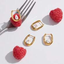 1 Pair Stainless Steel Gold Earrings, Simple Fashion Casual Daily Wear - Yellow Gold - View 9