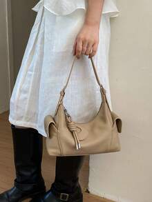 Tas Selempang Wanita Kasual Warna Khaki Muda dengan Kantong Samping dan Tali Bahu Lebar yang Dapat Diatur, Model Selempang, Cocok untuk Bepergian. - Khaki - View 4