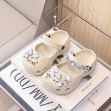 Girls' Clogs With Cute Rhinestone Bow Decor, Breathable Slip-On Closed-Toe Sandals For Summer, Indoor/Outdoor Use, Beach Soft Sole Flat Shoes - Khaki - View 2
