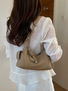 Tas Selempang Wanita Kasual Warna Khaki Muda dengan Kantong Samping dan Tali Bahu Lebar yang Dapat Diatur, Model Selempang, Cocok untuk Bepergian. - Khaki - View 2