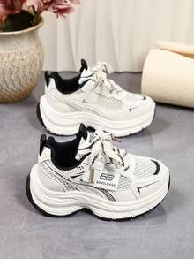 1 Pair White Mesh Breathable Chunky Sneakers For Young Students, Black Patchwork Fabric Thick Sole Height-Increasing Casual Sports Shoes, Non-Slip Lace-Up And Hook-And-Loop Closure, Suitable For Daily Casual, Outdoor Training, Travel, Vacation, Home, Party, Summer And Autumn New Style - Black and White - View 7