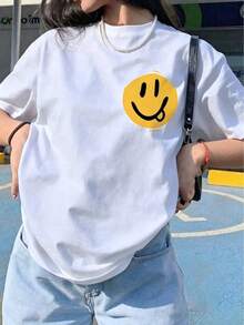 Loose-Fitting And Fun With A  Face Print T Shirt - Comfortable And Stylish Everyday Clothing - Very Suitable For Young People And Adults. - 白色 - 查看 7