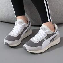 Sepatu Kasual Sporty Bertali Rendah PUMA Road Rider yang Bergaya dan Nyaman, Unisex, Abu-abu dan Putih - abu-abu - View 2