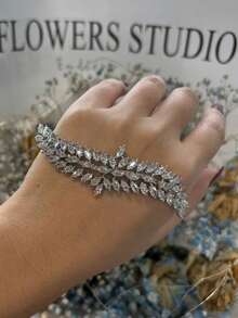 1 pieza Brazalete de dedo con hoja de strass brillante, accesorio de moda minimalista personalizado - Plateado - Ver 4