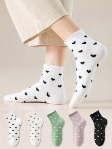 ZUJO 4 Pairs Women's Short Socks, Heart Pattern Wavy Edge, Simple & Comfortable, Suitable For All Seasons - Multicolor - View 2