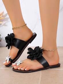 Women's 3D Flower Toe-Post Sandals, Flat Rhinestone Butterfly Pattern Flip Flops, Summer Vacation Beach Casual Sandals - Black - View 6