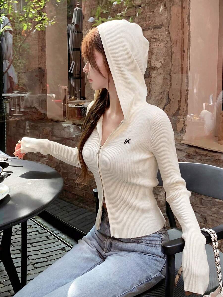 Kardigan Rajut Bergaris dengan Tudung, Sweater Serbaguna yang Melangsingkan dengan Resleting Ganda, Atasan Lengan Panjang Musim Gugur dengan Bordir Huruf - Aprikot - View 1