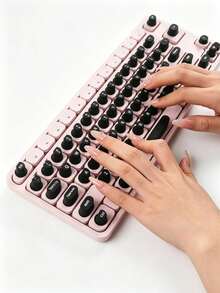 1 Set Aksesori Tutup Tombol Keyboard Bluetooth Hitam, Cocok untuk Keyboard Mekanik atau Keyboard Standar; Stiker 3D yang Dirancang Khusus untuk Kuku Panjang - Alat Bantu Mengetik Universal untuk Kuku yang Terawat (Melindungi Kuku Panjang); Cocok untuk Laptop, Pelindung Keyboard, Headset Gaming Mikrofon, Aksesori Kantor - View 6