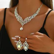 Women's 3 PiecesBridal Wedding Necklace & Earrings Set, Elegant Wedding Party Accessory Combination - Black - View 13