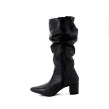Bota Feminina Slouchy Preta Cano Enrugado Médio Salto Bloco  Outono/Inverno - Preto - Visão 4