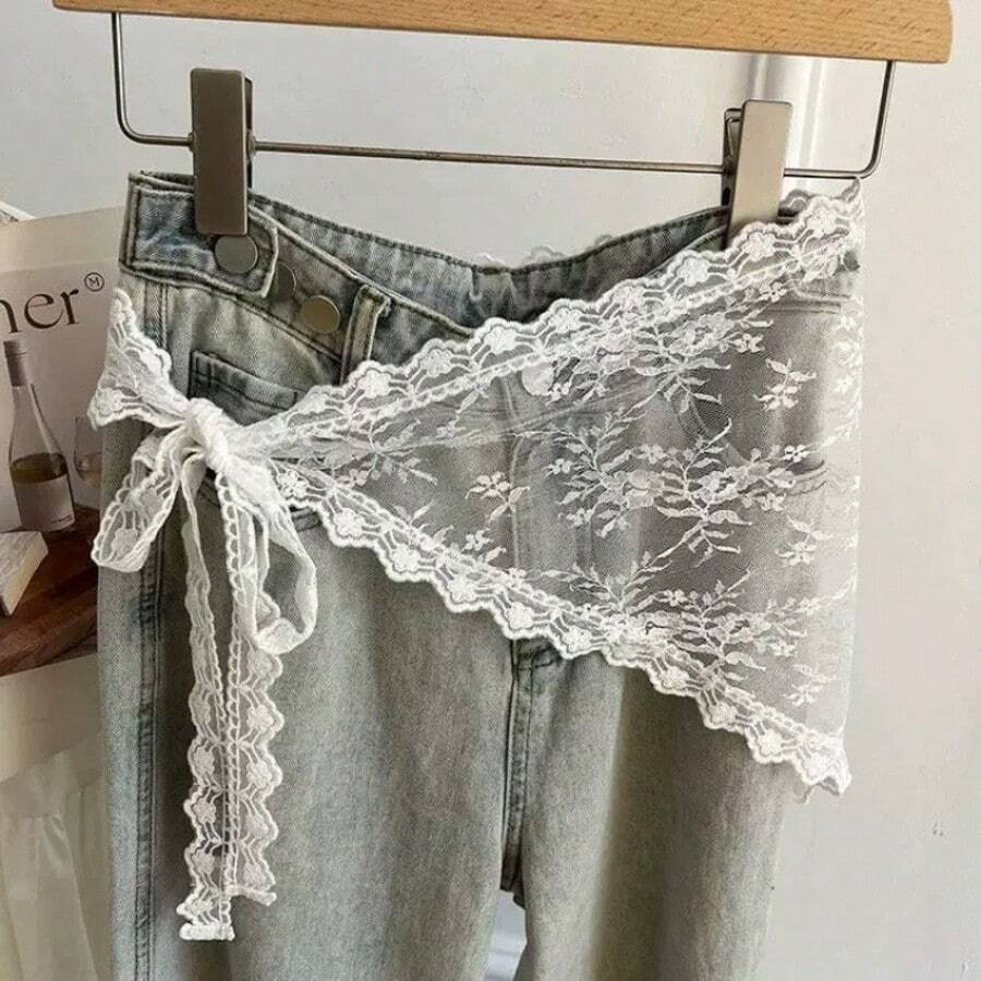1 pieza Pañuelo triangular de encaje floral, delantal con lazo en la cintura estilo coreano chic minimalista sexy, falda corta versátil y de moda, adecuada para exteriores y para combinar con vestido de novia - Rama de flores blancas - Ver 1