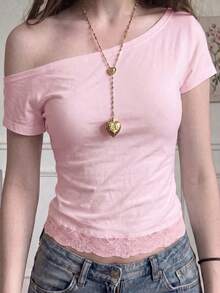 SCARLUX 秋季 Y2K 女款基礎棉質不對稱單肩上衣，粉色蕾絲飾邊短版 T-shirt，適合返校季與日常休閒穿搭 - 粉色 - 查看 1