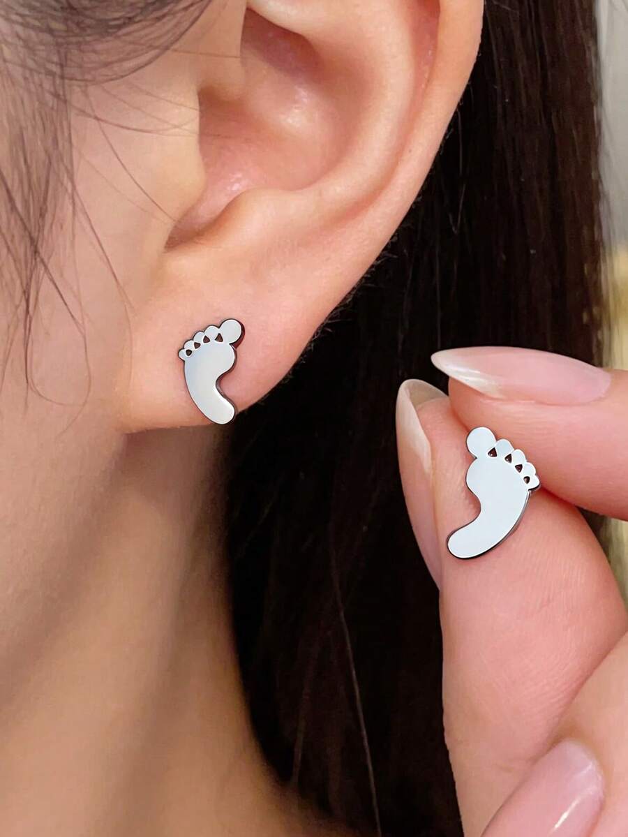 Simple Flat Baby‑Footprint Earrings Made From Hypoallergenic Stainless‑Steel, Thoughtful Keepsake Jewellery For Mothers. - Footprint Memorial Stud Earrings - View 1