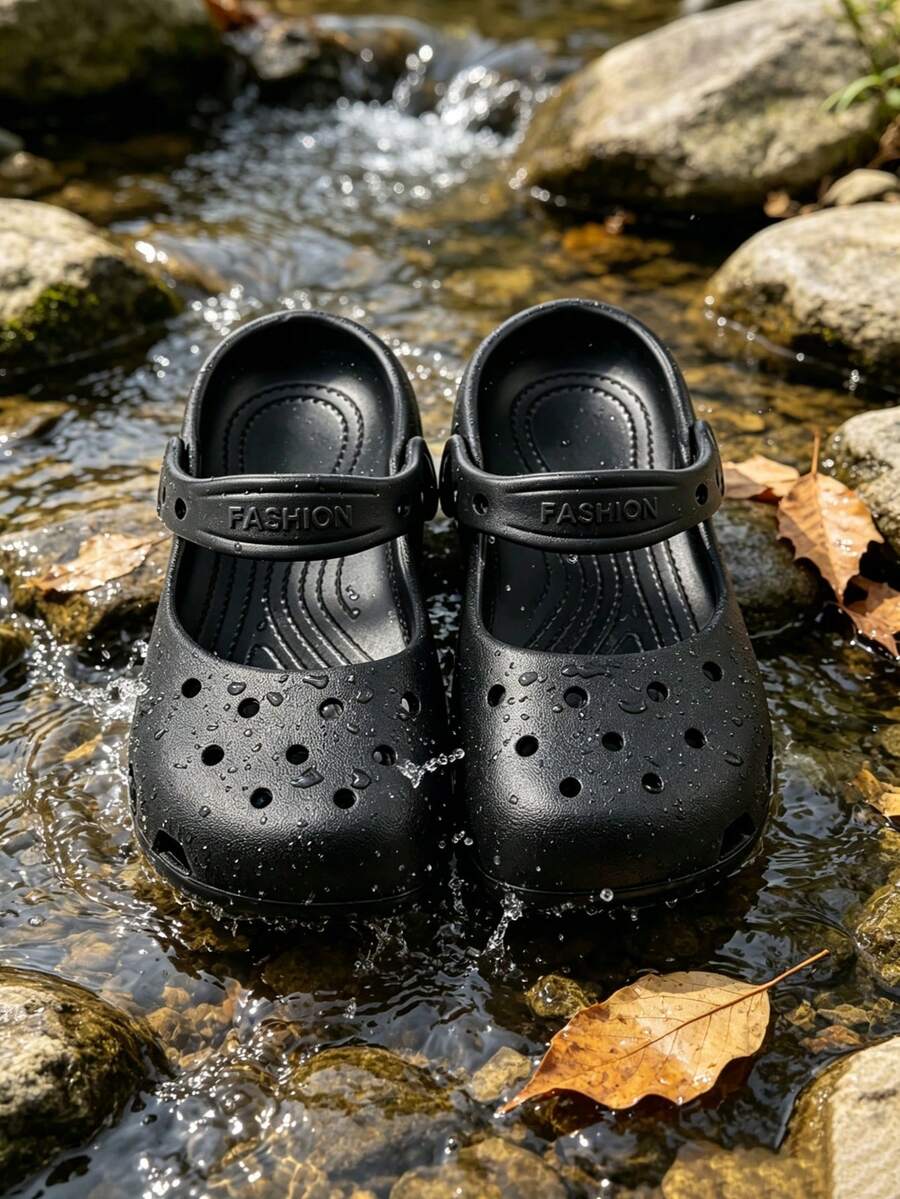 HAHABOBO Sandal Mary Jane Anak-Anak, Sandal EVA Lembut dengan Tali yang Dapat Diatur, Cocok untuk Pantai dan Pemakaian Sehari-hari (Model Acak) - Hitam - View 1