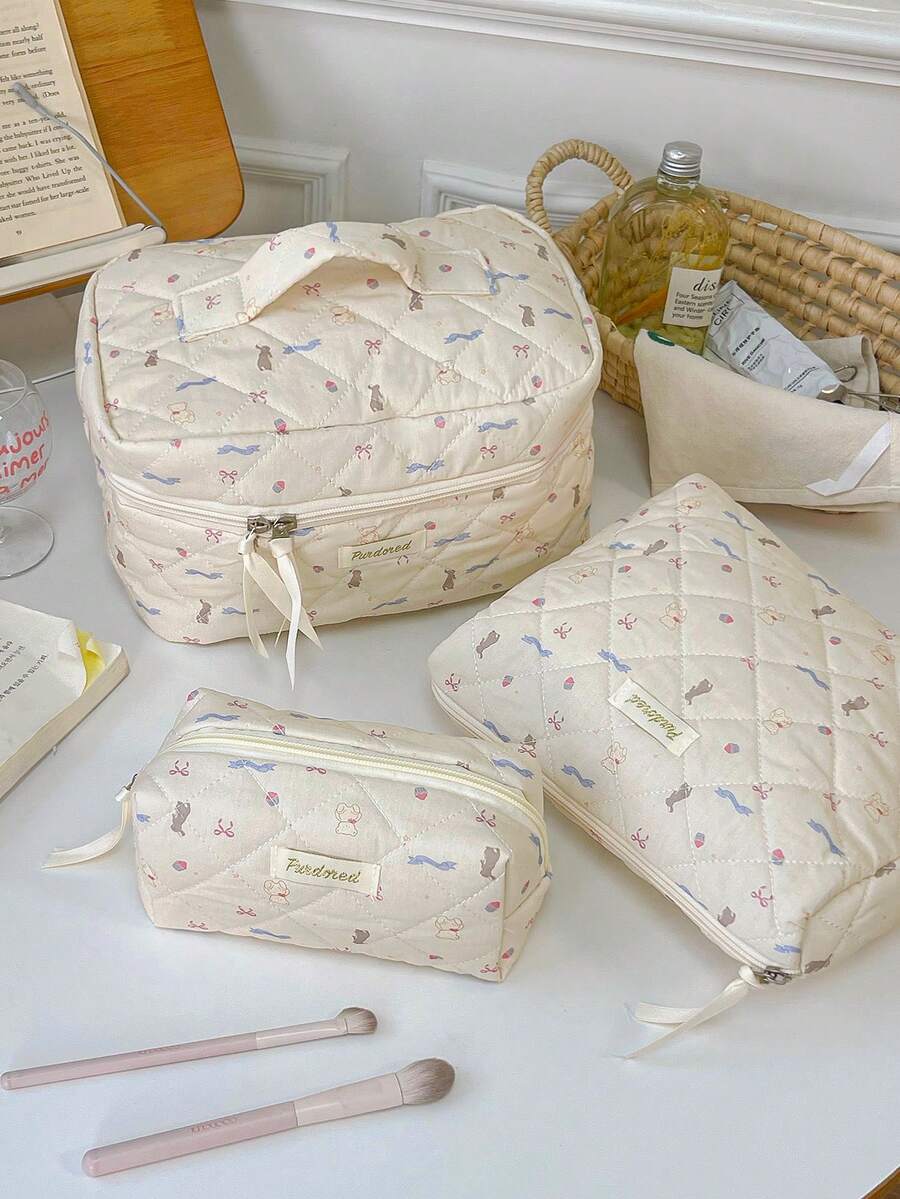 1pc Beige Quilted Bear Design Girls Makeup & Skincare Cosmetic Bag With Zipper, Travel & Vacation Essential Organizer For Sanitary Pads, Lipstick, Cosmetics, Perfume, Makeup Brushes, Suitable For Women, Students, Gift For Friends, Holiday Gift - Apricot - View 1