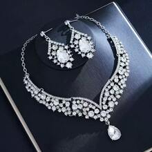 Women's 3 PiecesBridal Wedding Necklace & Earrings Set, Elegant Wedding Party Accessory Combination - Black - View 11