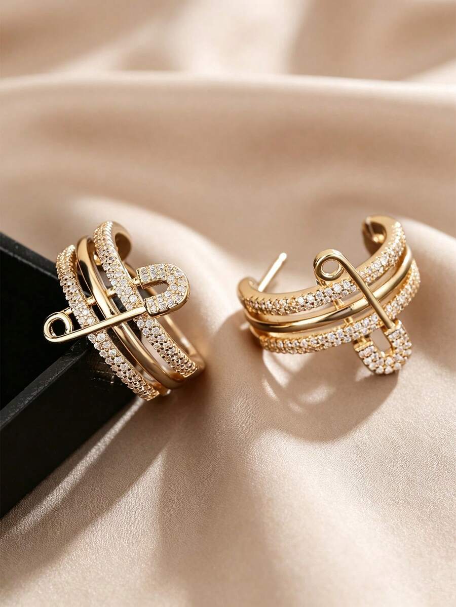 A Pair Of Exquisite, Versatile, And Stylish Vintage-Inspired C-Shaped Stud Earrings For Women, Featuring Zirconia Inlays-Perfect For Banquets And Partie - Multicolor - View 1