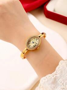 1pc Women's Minimalist Vintage Exquisite Small Versatile Bracelet Quartz Watch Suitable For Daily Wear - Gold - View 4