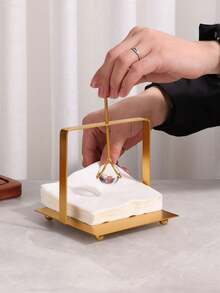 1pc Luxury Metal Square Paper Towel Holder, Elegant Napkin/Tissue Box Desktop Organizer - Multicolor - View 4