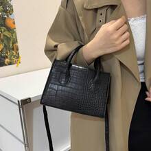 女款鱷魚壓紋迷你托特包－結構感手提包，附可拆卸斜背帶 - 黑色 - 查看 8