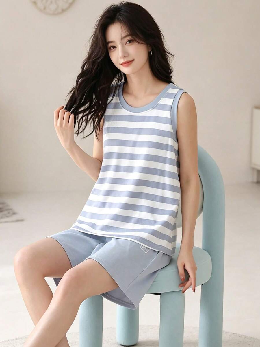 AICJ 2件套女士休闲简约春夏圆领条纹粉色碎花无袖背心和短裤睡衣套装，柔软舒适 - 淺藍色 - 查看 1