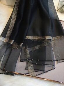 1件黑色秋冬新款珠飾圍巾，細金條紋長款絲綢披肩，女款旗袍披肩，防曬頭巾 - 黑色 - 查看 4