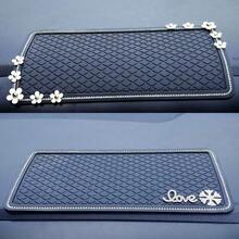 AD 1pc Black Car Anti-Slip Mat, Car Phone Holder, Car Interior Decor, Heat-Resistant Silicone Mat, Center Console Dashboard Storage Mat, Sun Protection Perfume Holder - Rhinestone - 3-piece Five-petal Flower - View 2